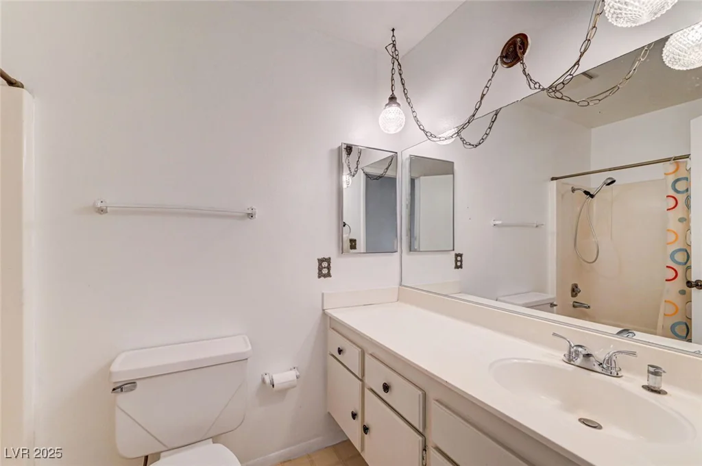 2513 Calico, Las Vegas, NV 89108
