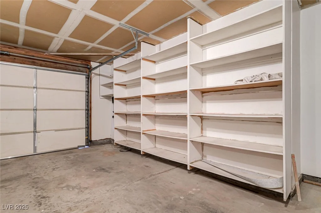 2513 Calico, Las Vegas, NV 89108