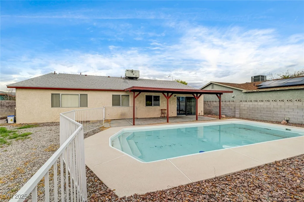 2513 Calico, Las Vegas, NV 89108