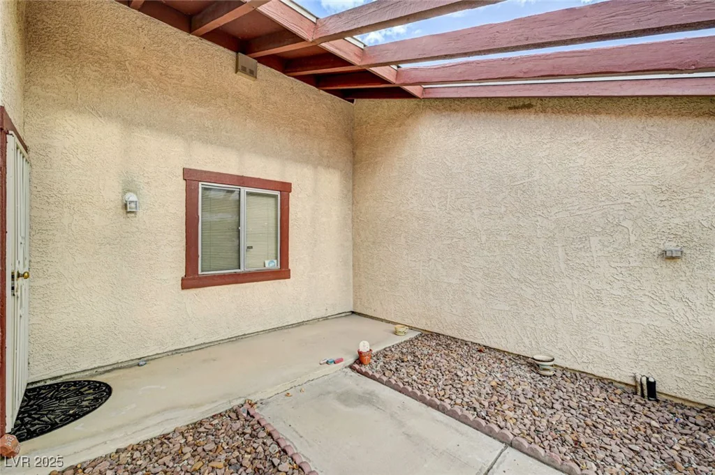 2513 Calico, Las Vegas, NV 89108