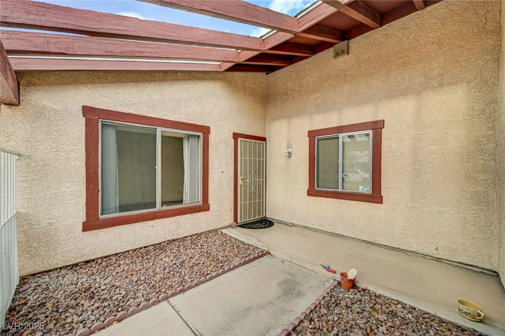 2513 Calico, Las Vegas, NV 89108