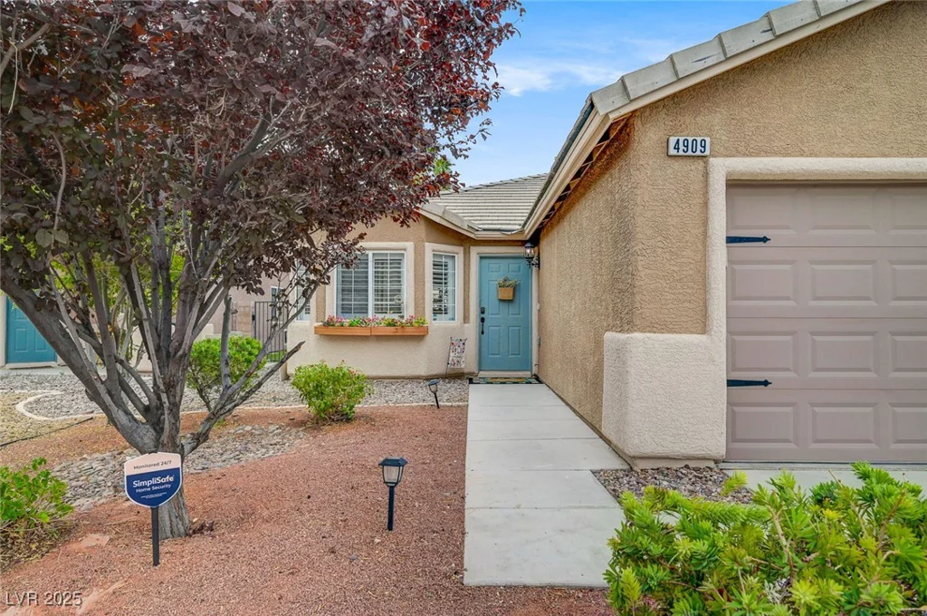 4909 Whispering Spring, Las Vegas, NV 89131