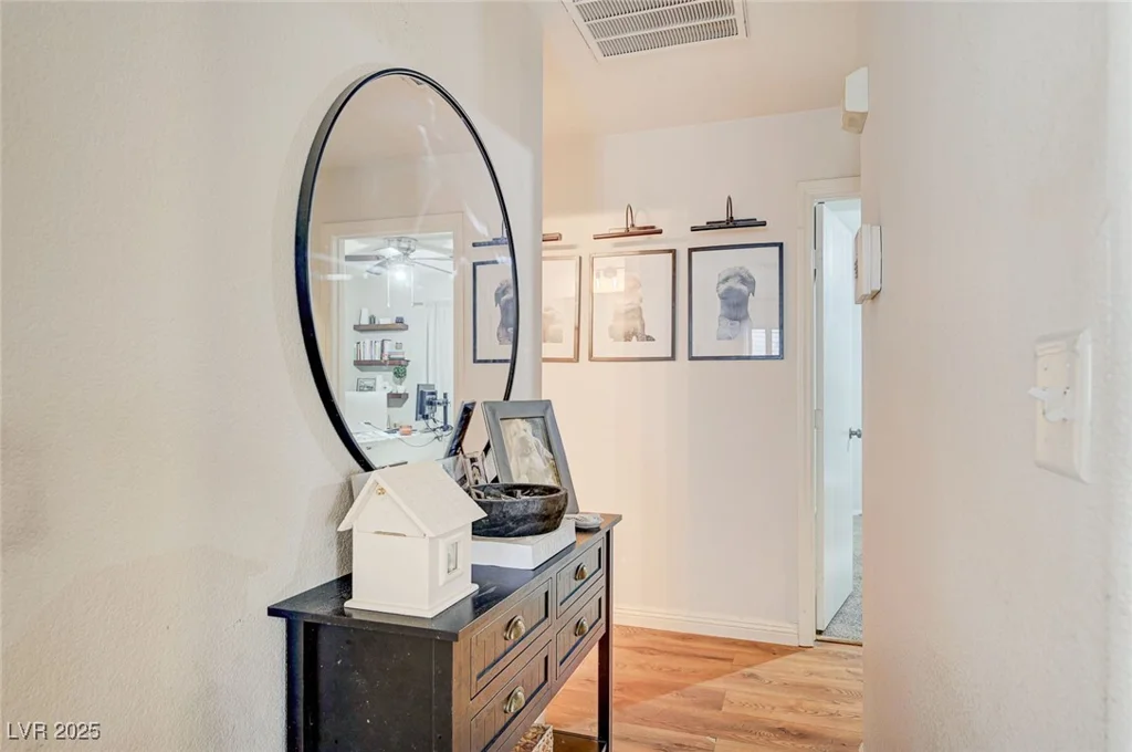 4909 Whispering Spring, Las Vegas, NV 89131