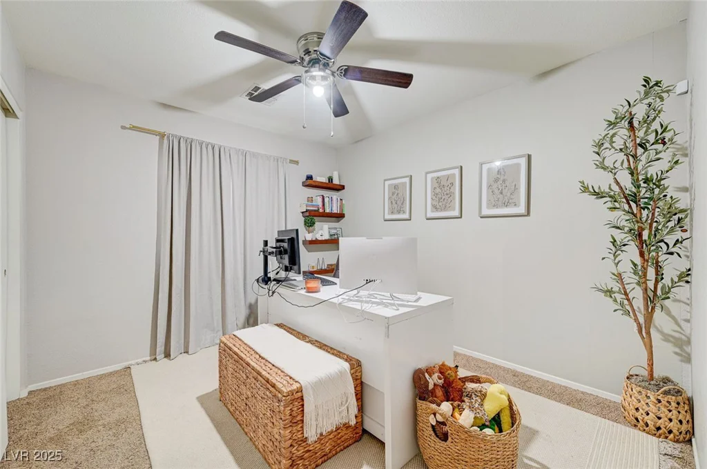4909 Whispering Spring, Las Vegas, NV 89131