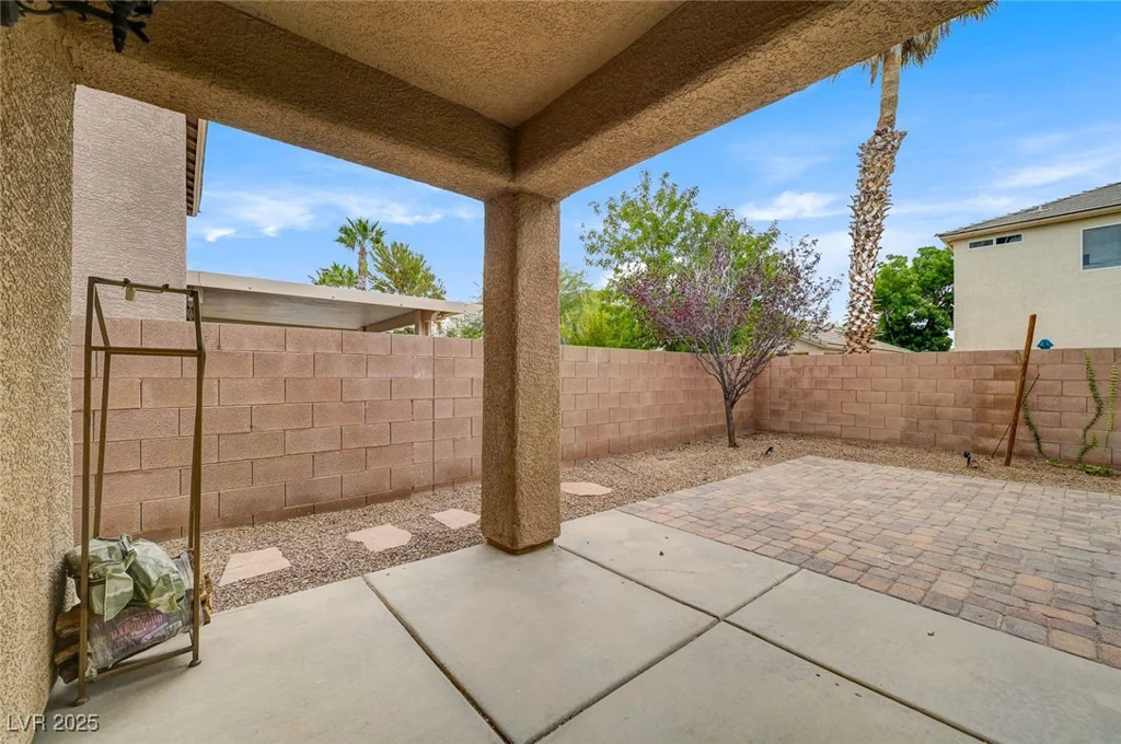 4909 Whispering Spring, Las Vegas, NV 89131