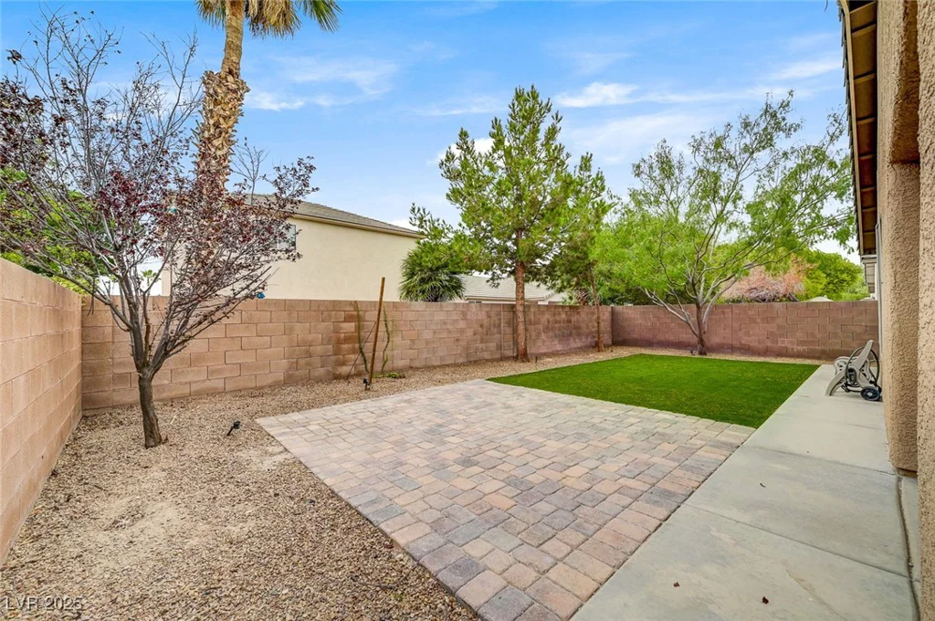 4909 Whispering Spring, Las Vegas, NV 89131