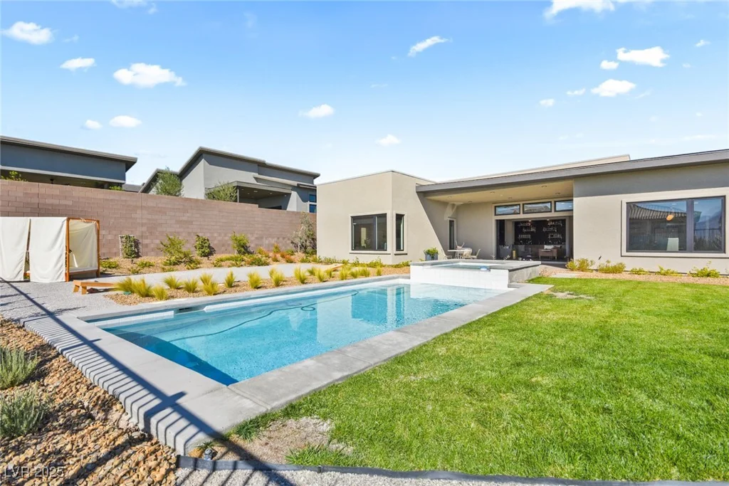 12103 Canyon Sunset, Las Vegas, NV 89138