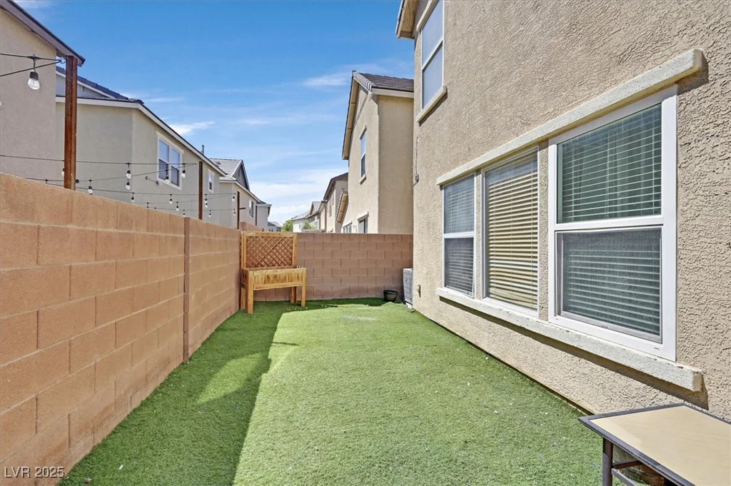 109 Snow Dome, North Las Vegas, NV 89031