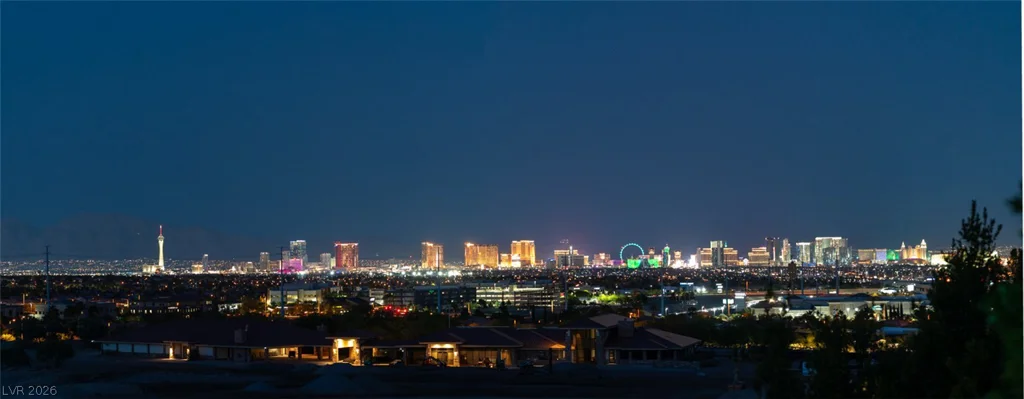 28 Painted Feather, Las Vegas, NV 89135