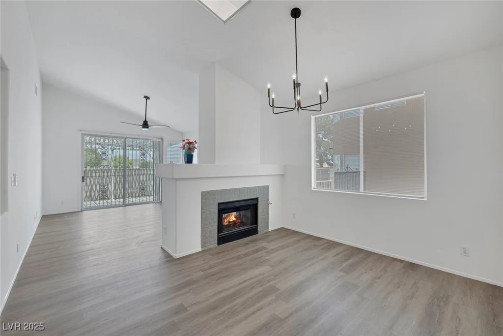 6520 LOMBARD, Las Vegas, NV 89108