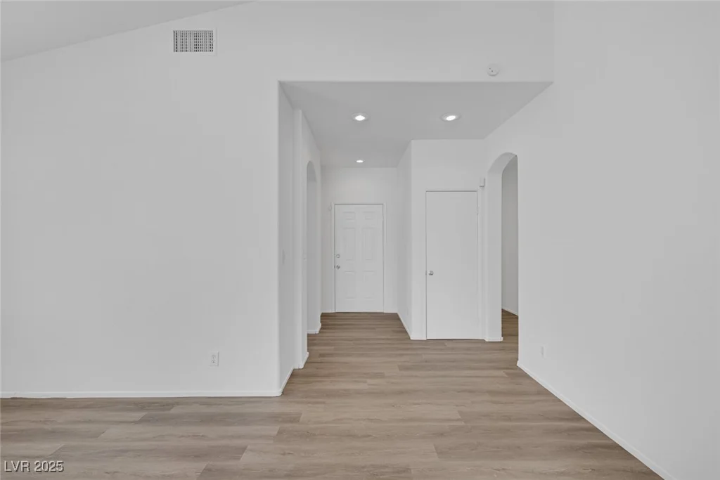 6520 LOMBARD, Las Vegas, NV 89108