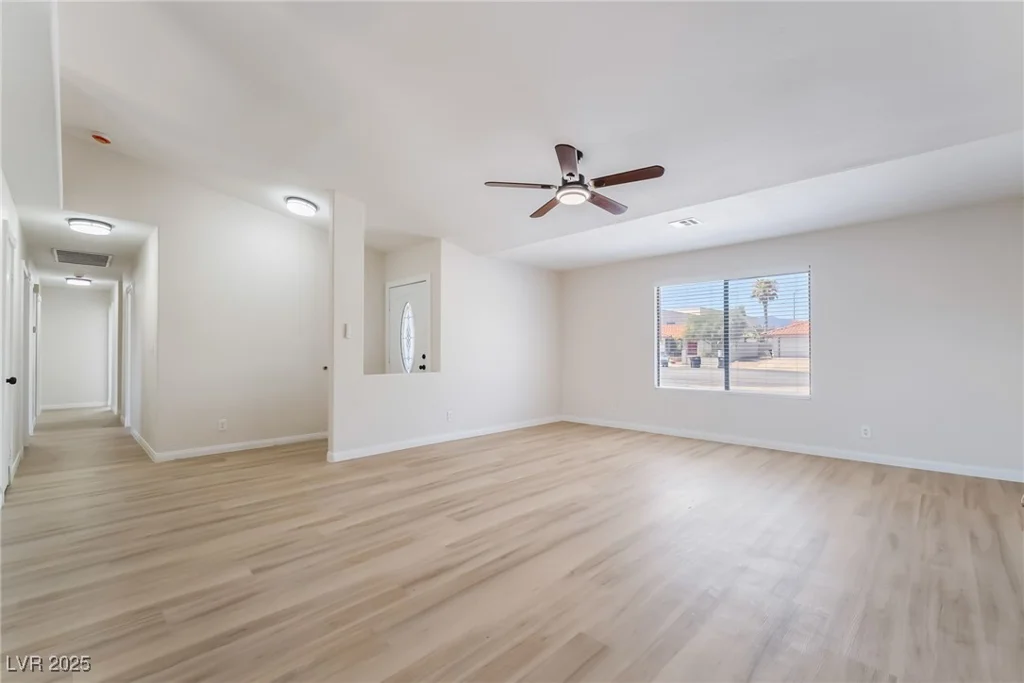 160 Arcola, Henderson, NV 89015
