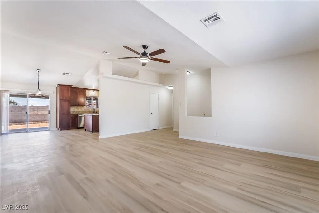 160 Arcola, Henderson, NV 89015
