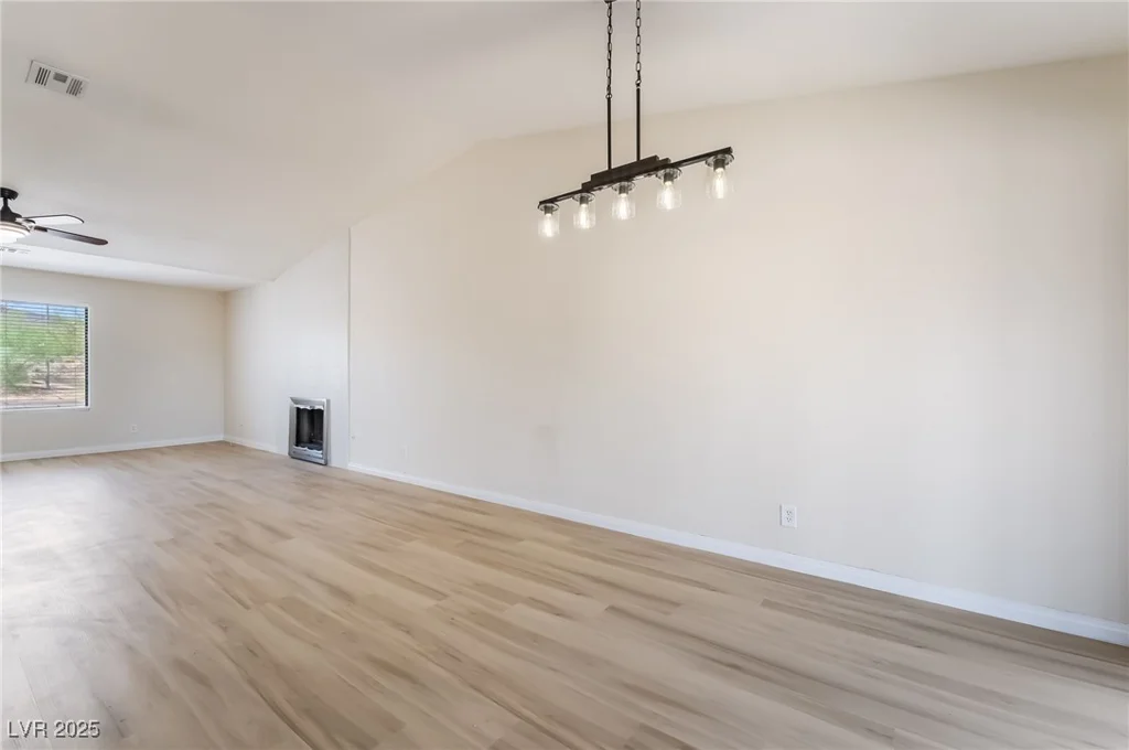 160 Arcola, Henderson, NV 89015