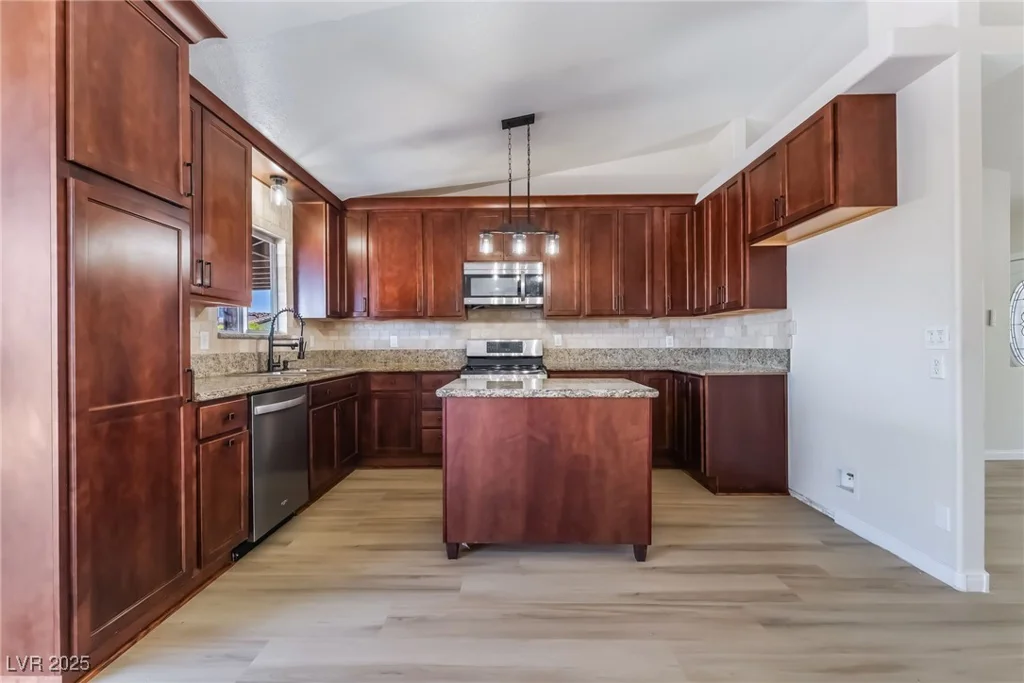 160 Arcola, Henderson, NV 89015