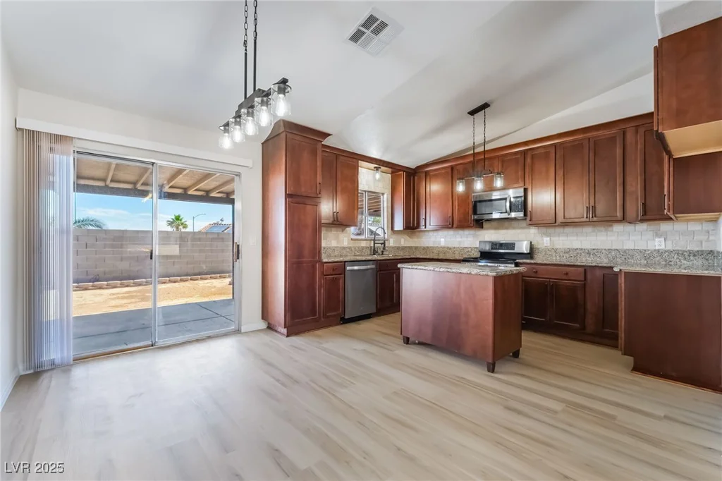 160 Arcola, Henderson, NV 89015