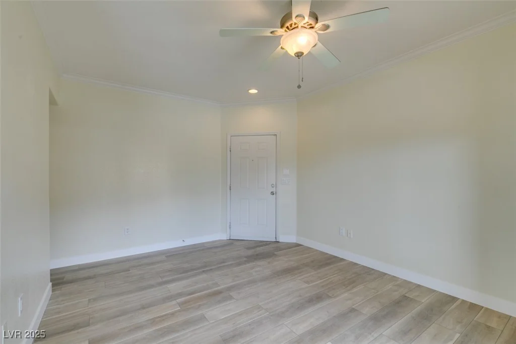 4400 Jones, Las Vegas, NV 89103