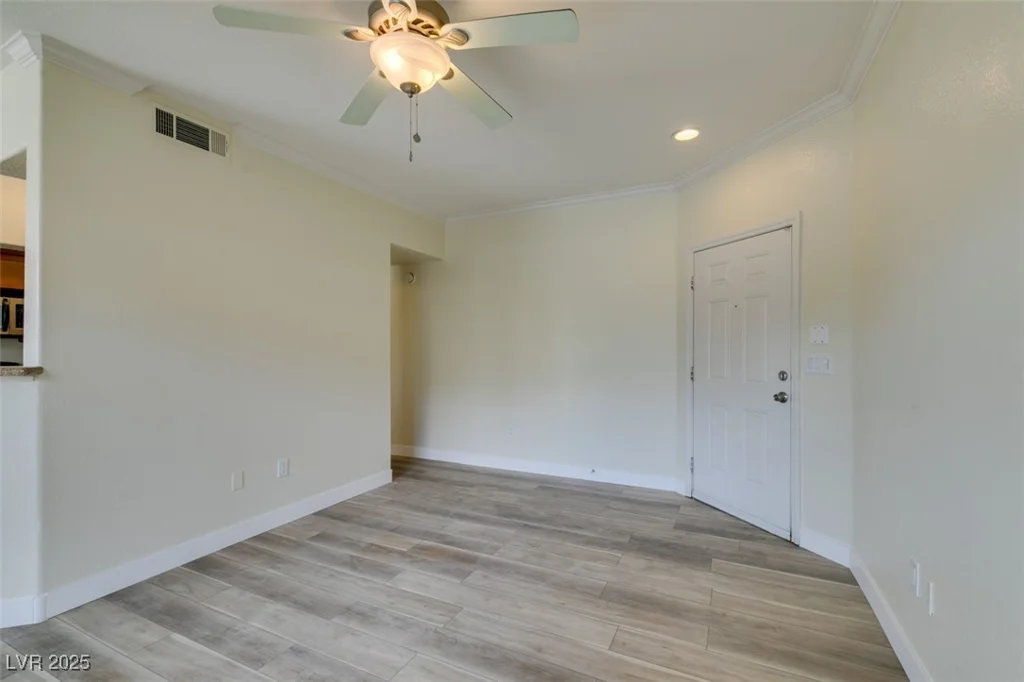 4400 Jones, Las Vegas, NV 89103