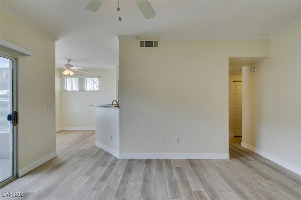 4400 Jones, Las Vegas, NV 89103