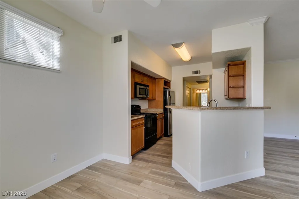 4400 Jones, Las Vegas, NV 89103