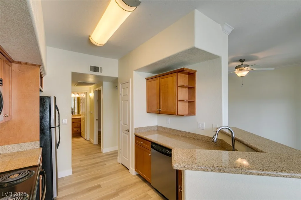 4400 Jones, Las Vegas, NV 89103