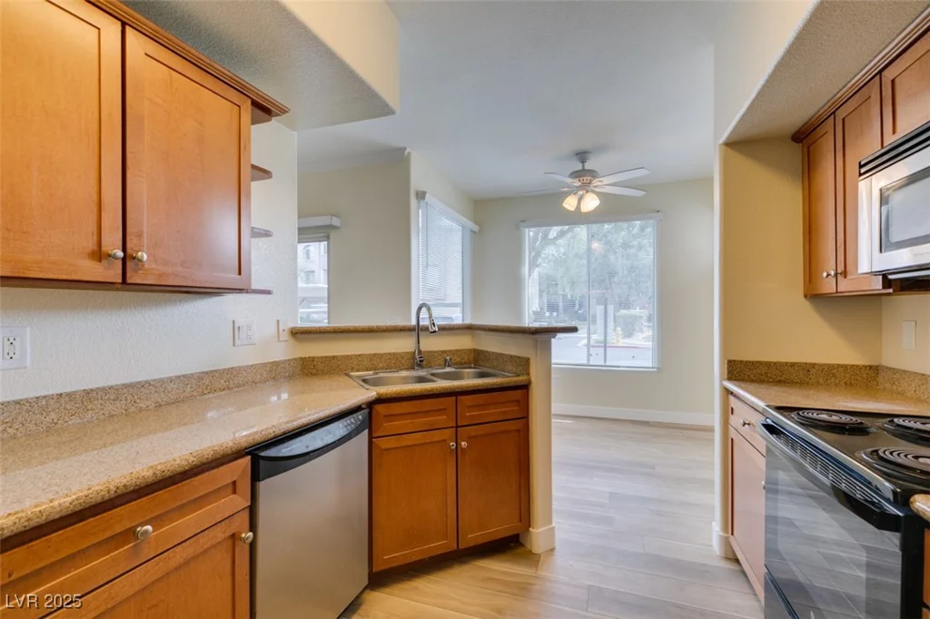 4400 Jones, Las Vegas, NV 89103