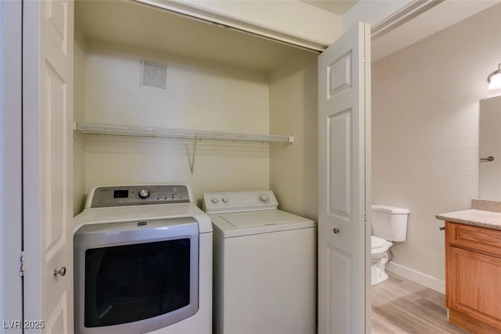 4400 Jones, Las Vegas, NV 89103
