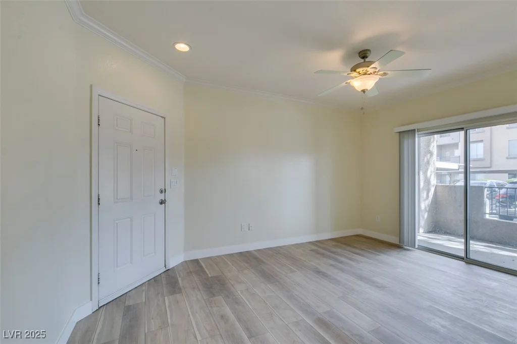 4400 Jones, Las Vegas, NV 89103