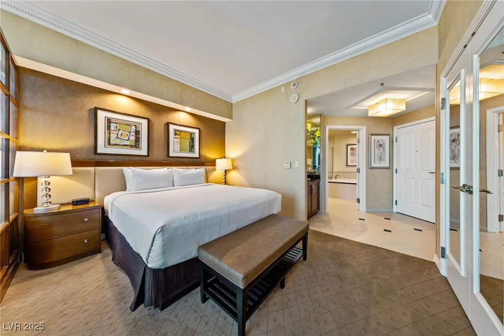 145 Harmon, Las Vegas, NV 89109