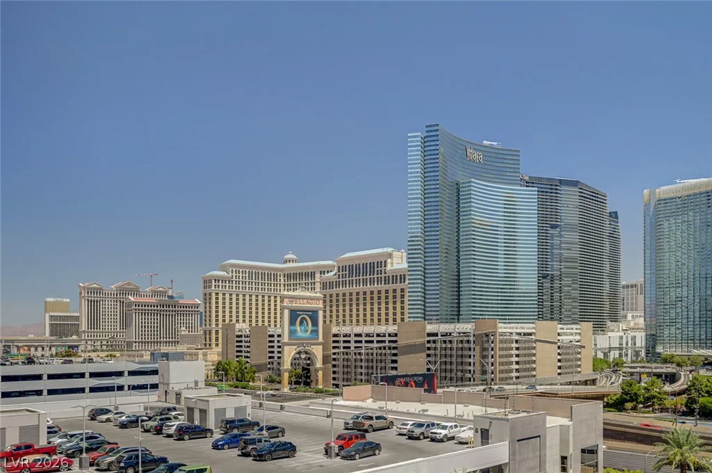 4575 Dean Martin, Las Vegas, NV 89103