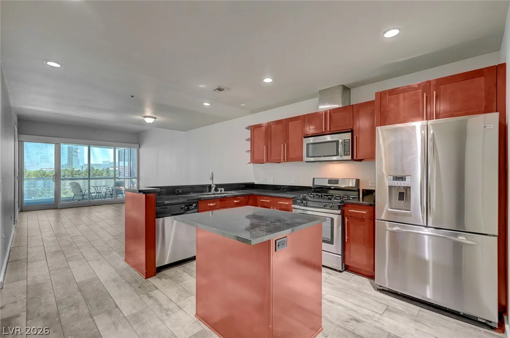 4575 Dean Martin, Las Vegas, NV 89103