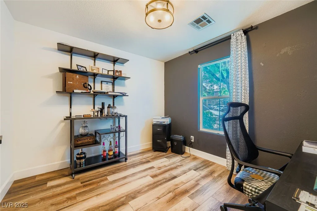 10966 Mountain Willow, Las Vegas, NV 89179