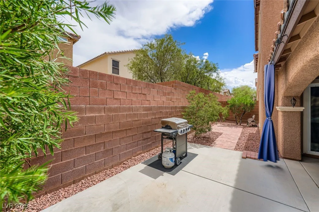 10966 Mountain Willow, Las Vegas, NV 89179