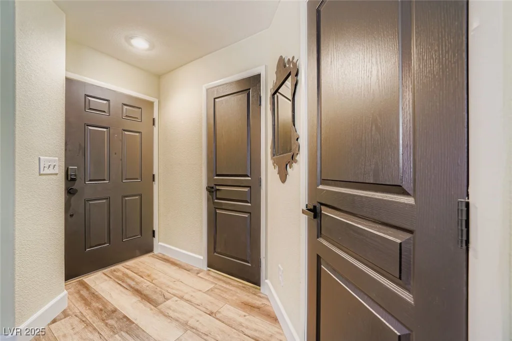 10966 Mountain Willow, Las Vegas, NV 89179