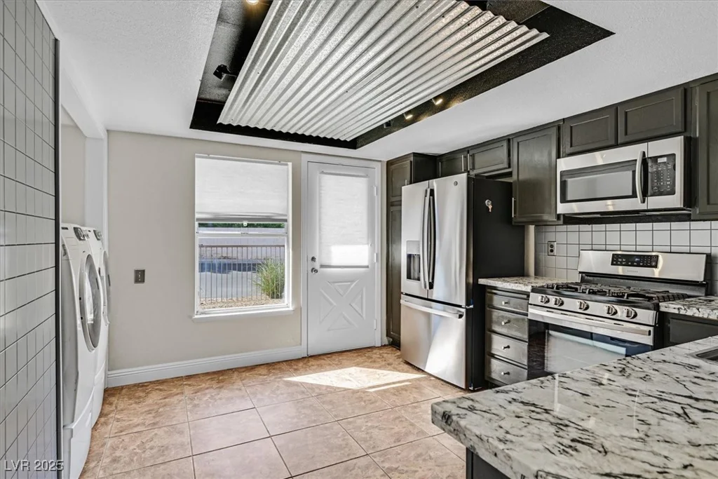 4063 Grasmere, Las Vegas, NV 89121