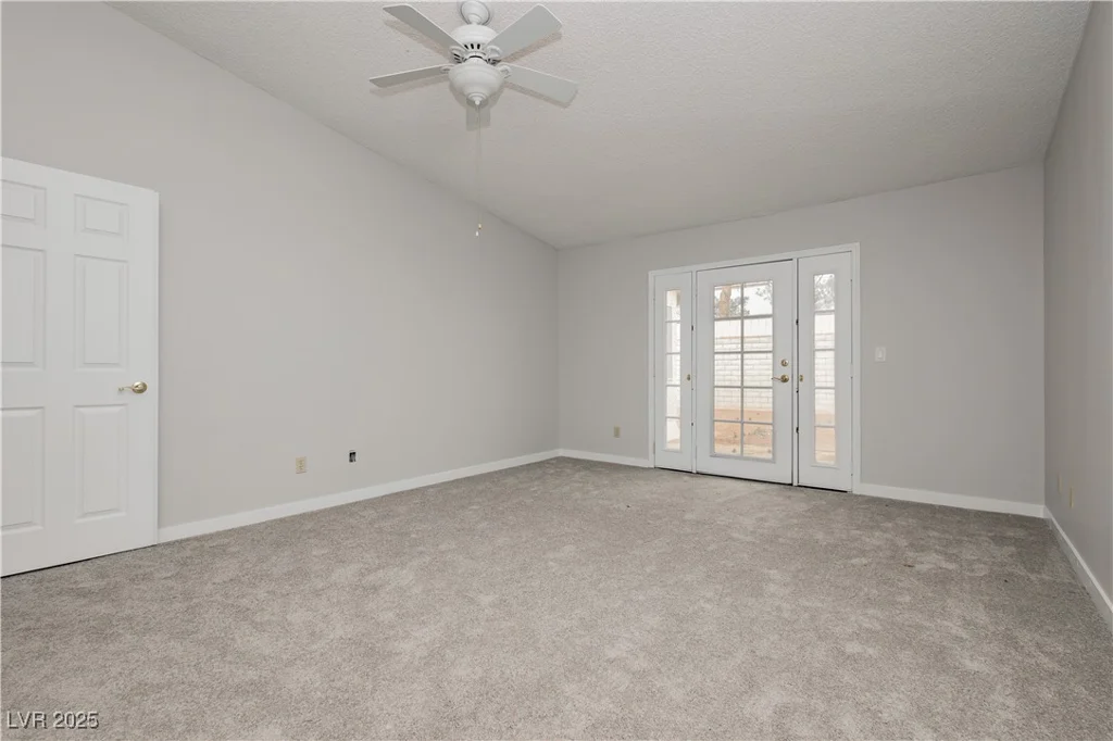 3619 Edinburgh, Las Vegas, NV 89103
