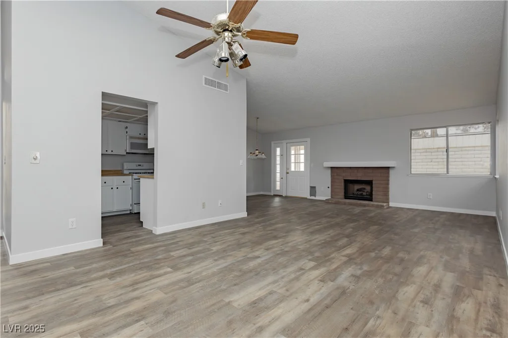 3619 Edinburgh, Las Vegas, NV 89103