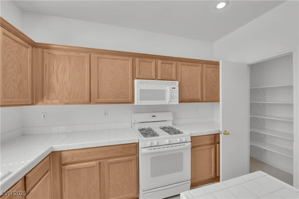 4689 Sequoia Park, Las Vegas, NV 89139