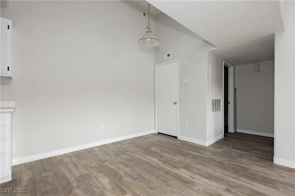 7885 Flamingo, Las Vegas, NV 89147
