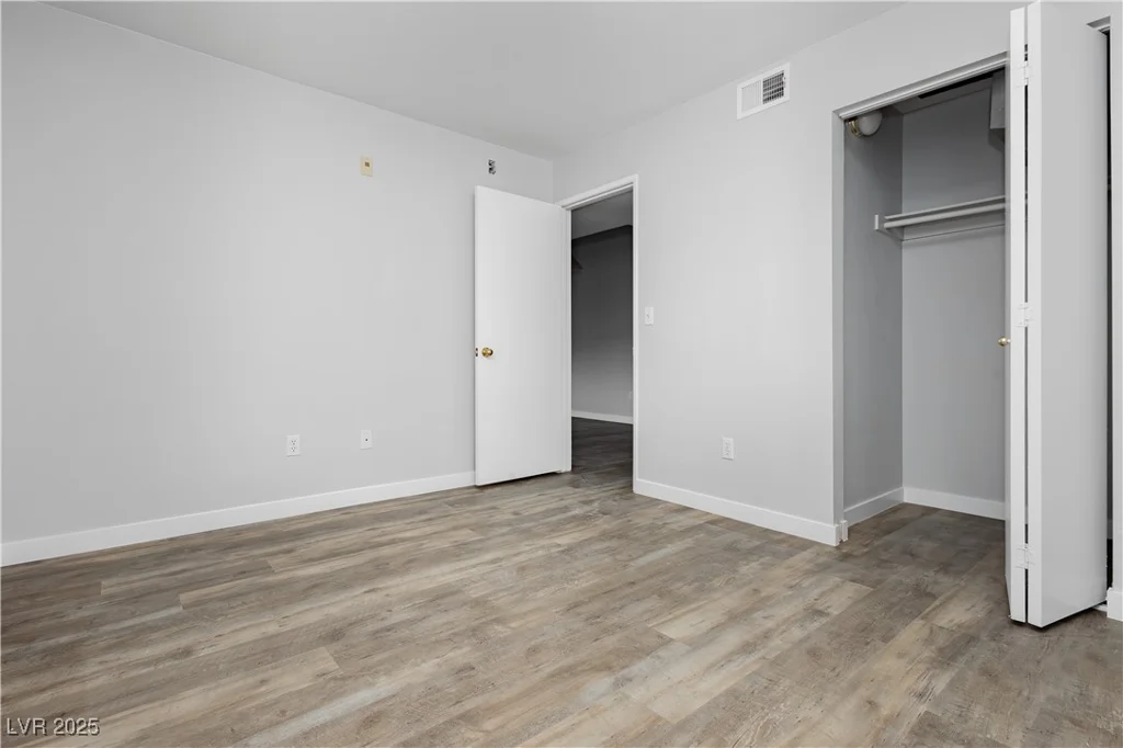 7885 Flamingo, Las Vegas, NV 89147