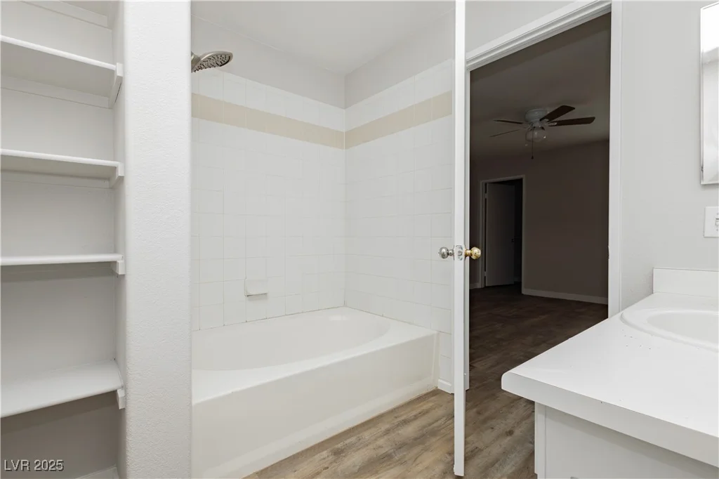 7885 Flamingo, Las Vegas, NV 89147