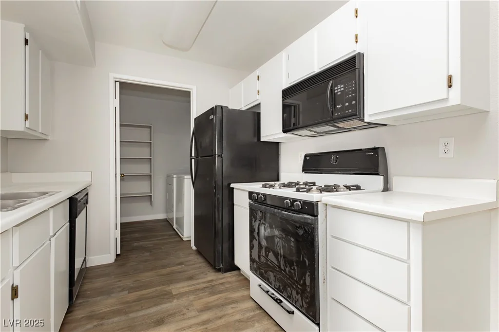 7885 Flamingo, Las Vegas, NV 89147