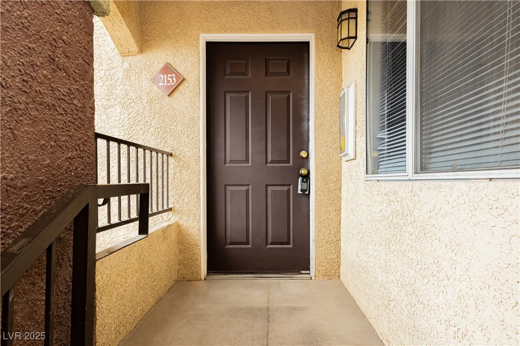 7885 Flamingo, Las Vegas, NV 89147