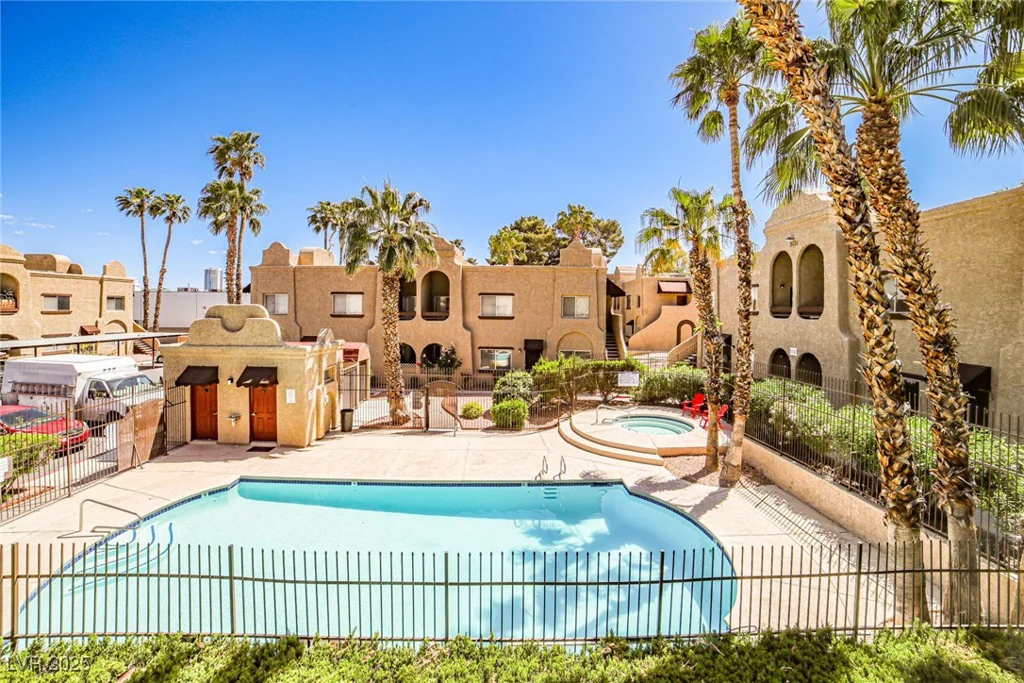 5121 Pioneer, Las Vegas, NV 89146