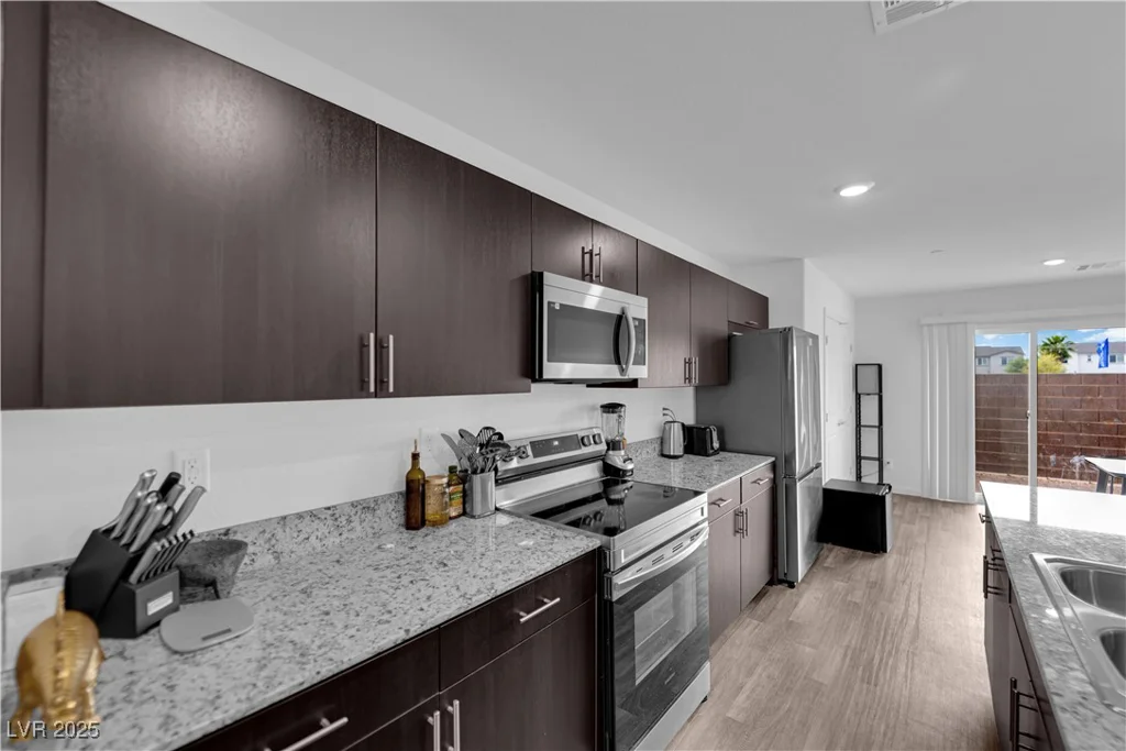 2953 White Selzter, Las Vegas, NV 89122