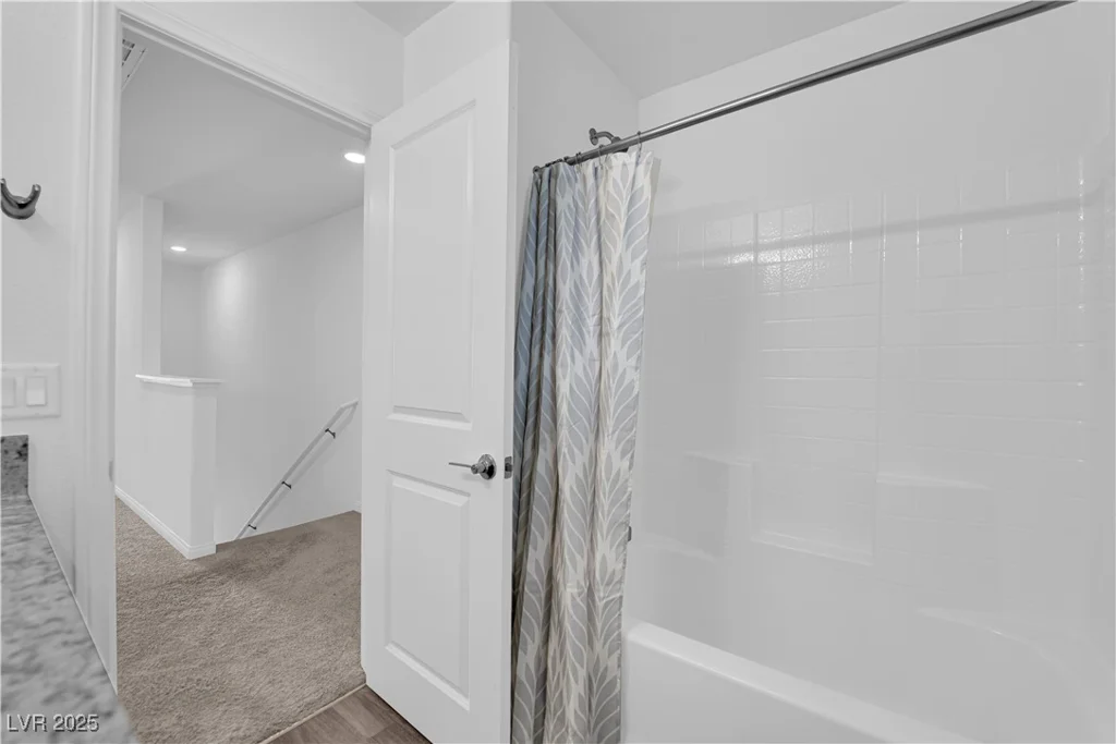 2953 White Selzter, Las Vegas, NV 89122