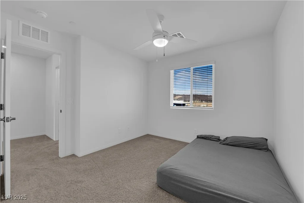 2953 White Selzter, Las Vegas, NV 89122