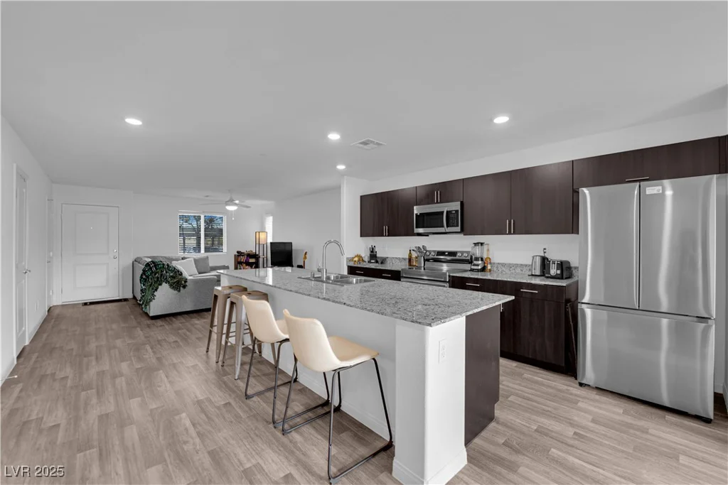 2953 White Selzter, Las Vegas, NV 89122