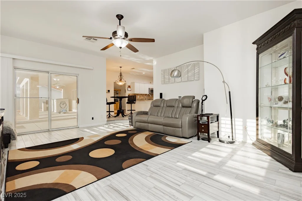 932 Rhyolite, Henderson, NV 89011