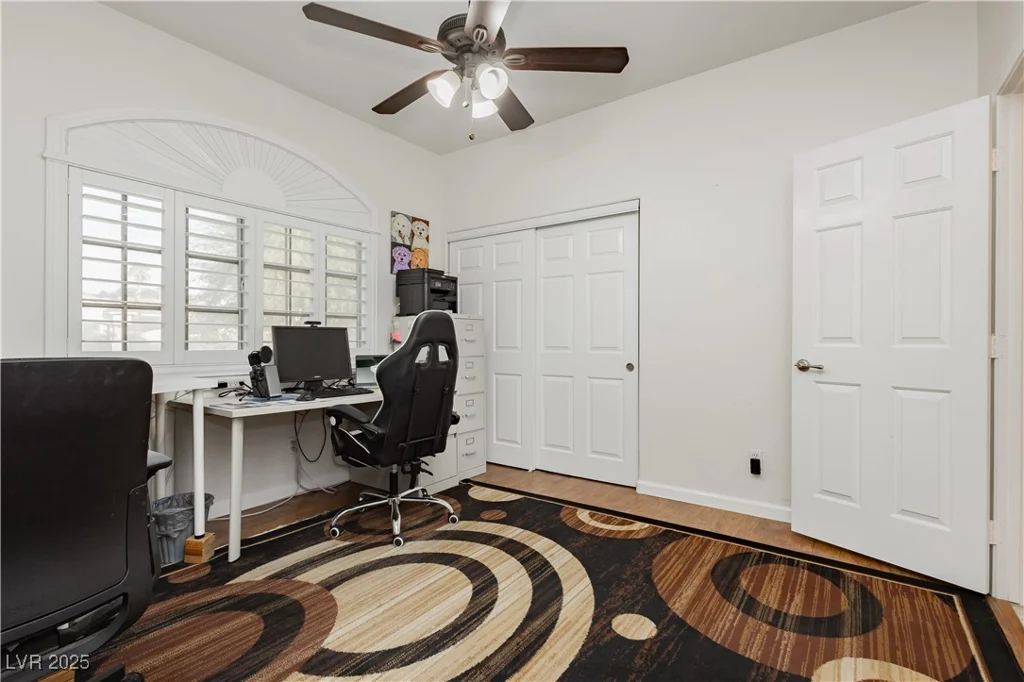 932 Rhyolite, Henderson, NV 89011
